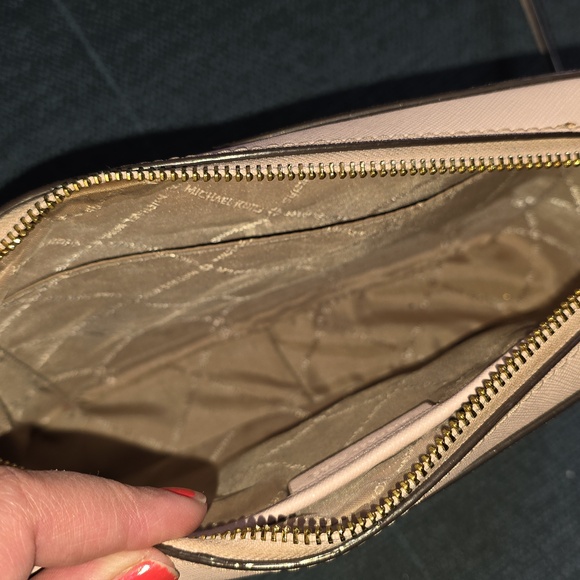 Michael Kors Light Pink Crossbody Bag - Picture 3 of 4